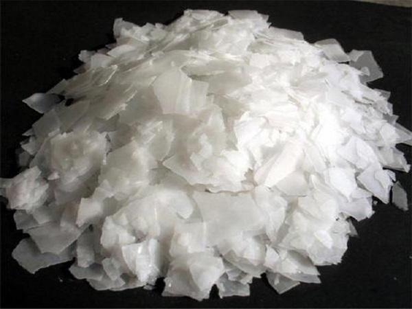سود کاستیک